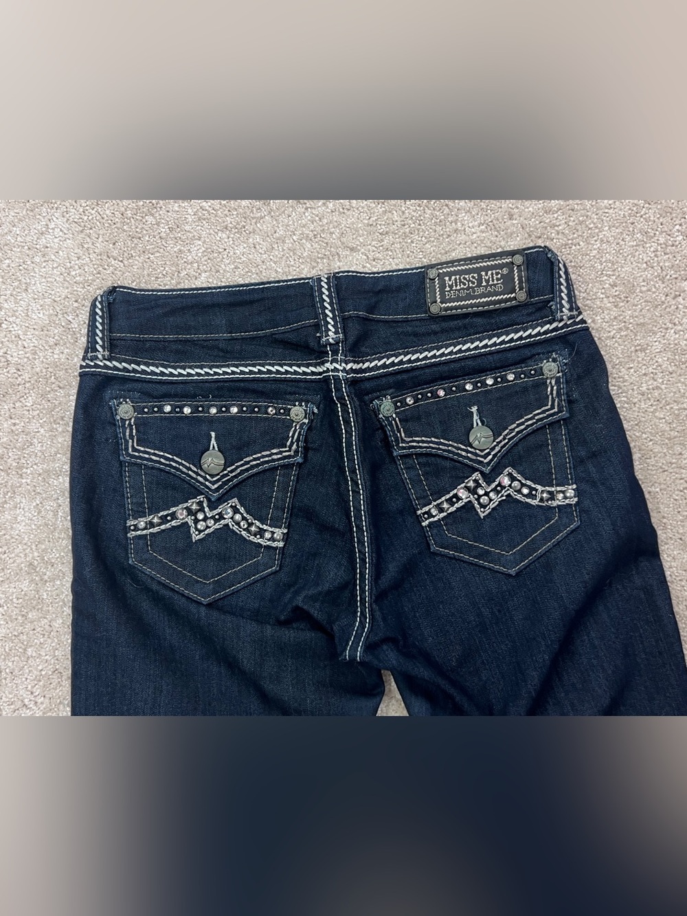 Miss Me Buckle Jeans Sz 27 Rhinestone Studs
